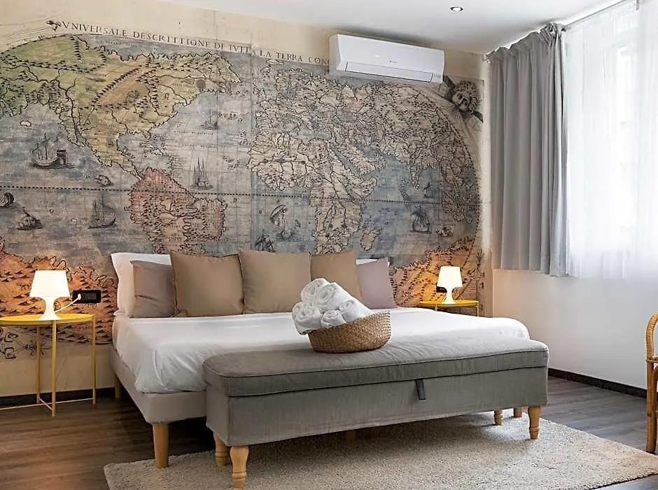 Francis Superior Rooms-1